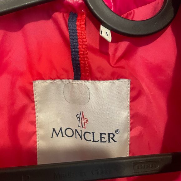 Moncler down vest size 6 - Picture 4 of 10
